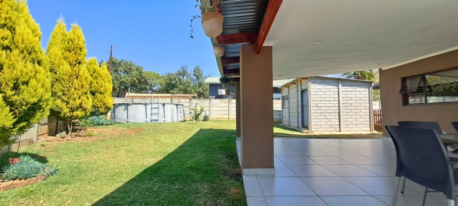 2 Bedroom Property for Sale in Rustenburg Central North West